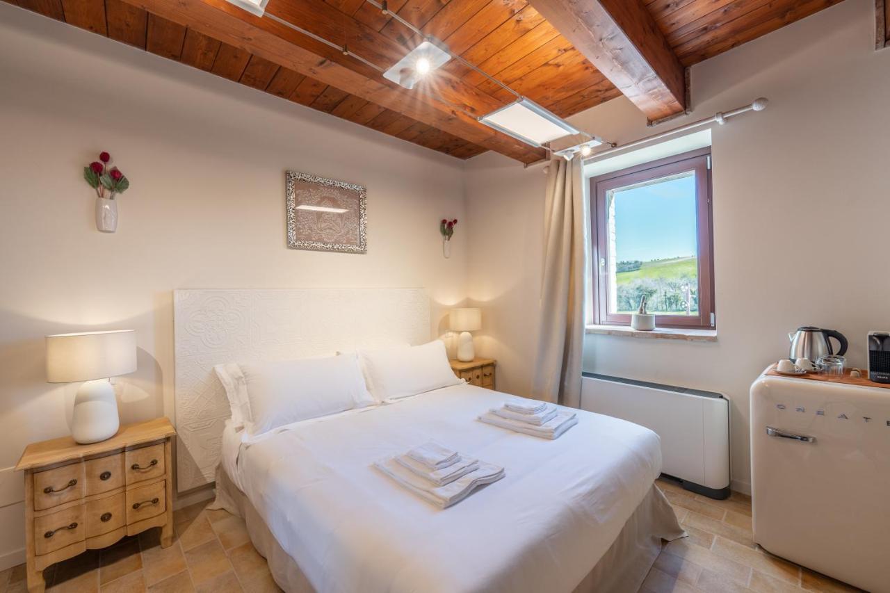 Porta Gemina History Lodge Urbisaglia Екстер'єр фото