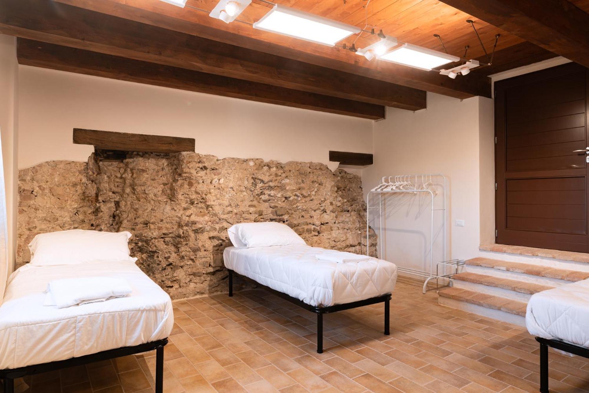 Porta Gemina History Lodge Urbisaglia Екстер'єр фото